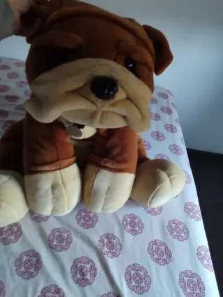 Peluche Perro Bulldog Marrón