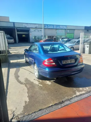 Mercedes-Benz  CLK 2002