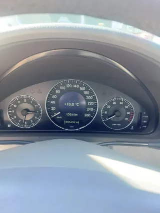 Mercedes-Benz  CLK 2002