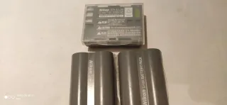 3 Pilas Nikon Li-ion