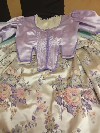 Traje de Fallera Multicolor con 2 corpiños