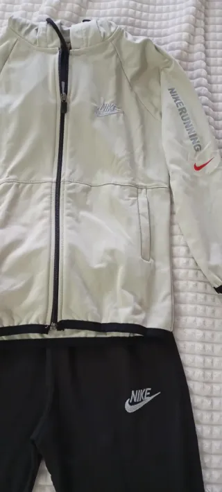 Tuta Nike bambino 11 anni