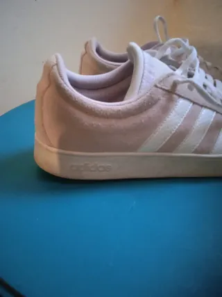Adidas VL Court 3.0 ante rosa y blanco