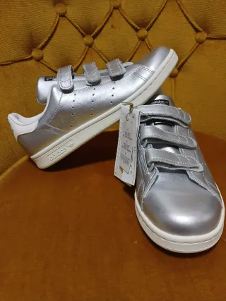 Adidas Stan Smith Plata Velcro