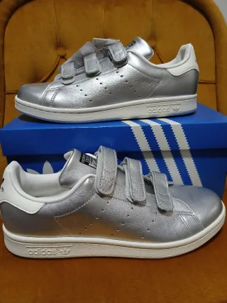 Adidas Stan Smith Plata Velcro