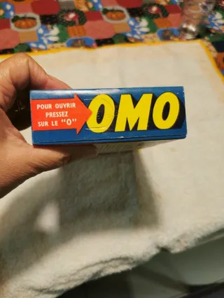 Antiguo paquete de jabón OMO