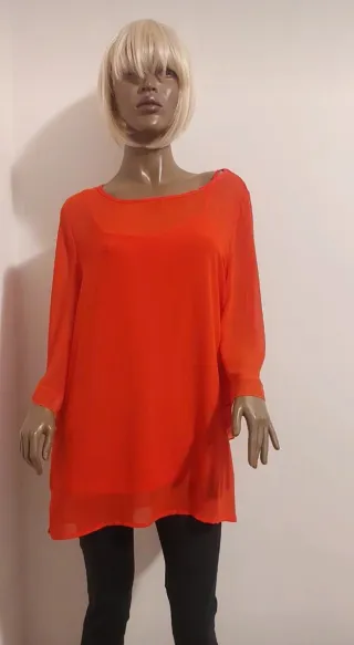 Blusa rossa manica lunga