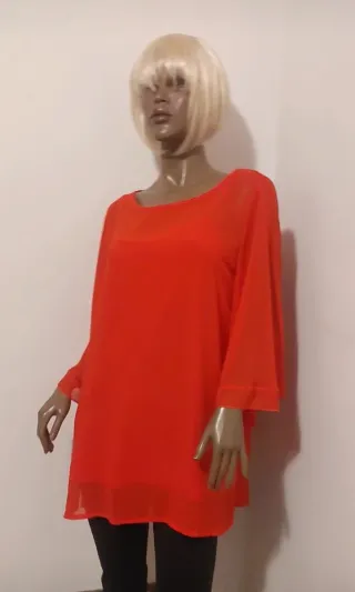 Blusa rossa manica lunga