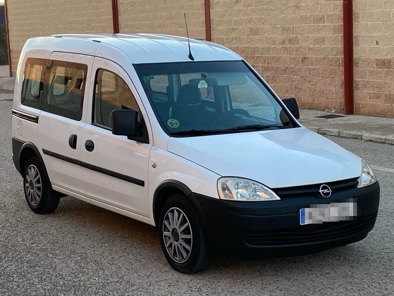 Opel Combo 2010, foto 3