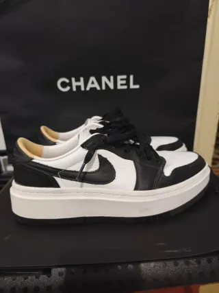 Scarpe Nike Bianche e Nere