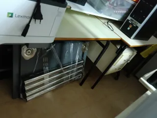 Mesas academia,estanterías, display