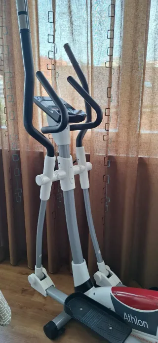 Bicicleta Elíptica  BH Athlon