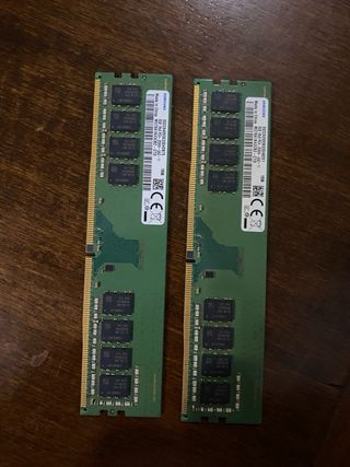 2x Samsung RAM DDR4 8GB PC4-2133P