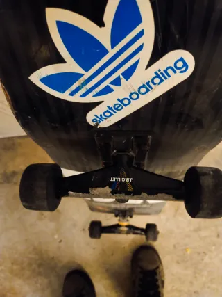 Skate tabla Flow + Ejes Venture etc...