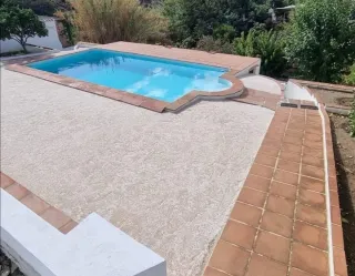 Césped artificial y jardinería