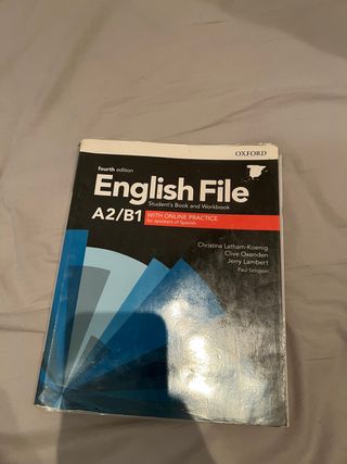 Libro English File A2/B1