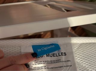 Cuna bebé blanca perfecta,colchón mas complementos