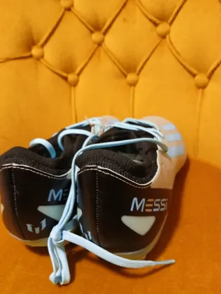 Zapatillas Fútbol Adidas Messi Talla 38