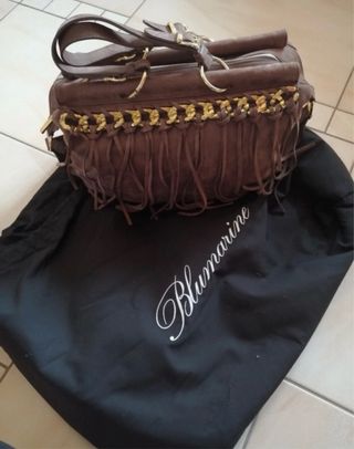 Borsa scamosciata marrone con catena oro
