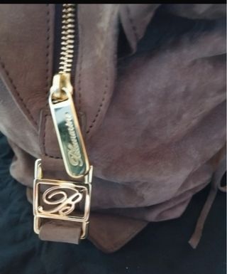 Borsa scamosciata marrone con catena oro