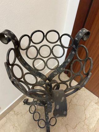 Portavasi in ferro battuto