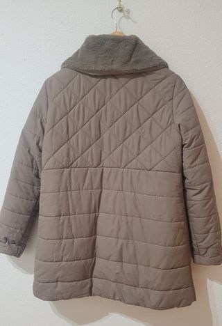 Abrigo ligero acolchado