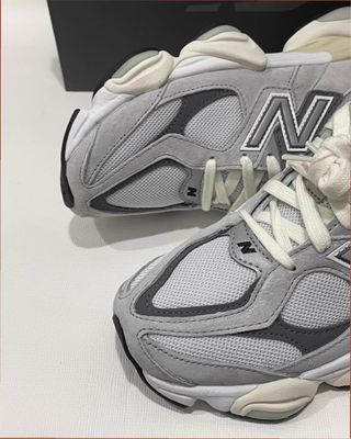 New Balance 9060 Gris Talla 42