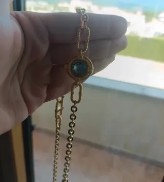 Collana lunga dorata