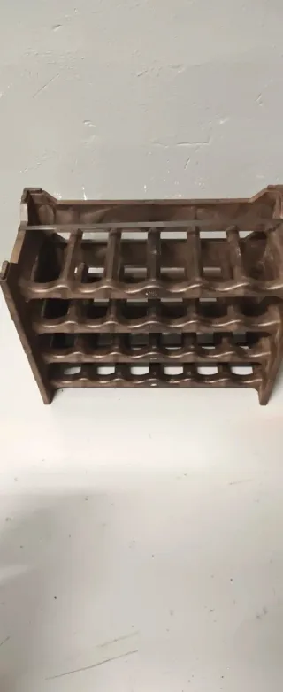 Mueble para vinos de plástico