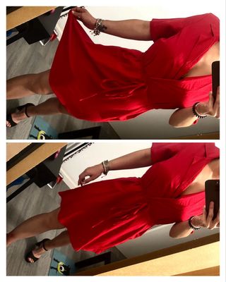 Vestido rojo básico.