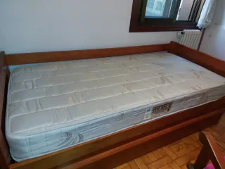 Cama nido con 2 colchones 90 cm casi nuevos