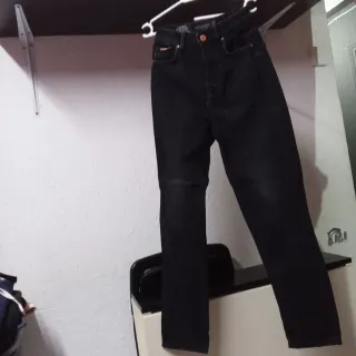 Pantalón vaquero negro chica Talla S