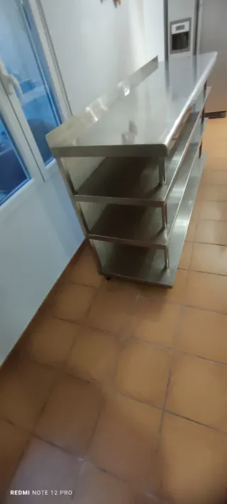 Mueble de acero inoxidable para bar