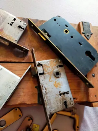 Lotti Serrature e Maniglie Vintage