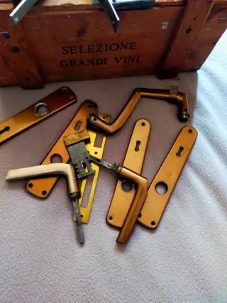 Lotti Serrature e Maniglie Vintage