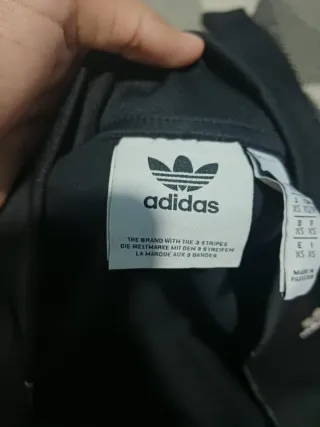 Chaqueta Adidas Adicolor Classics Negra Original.