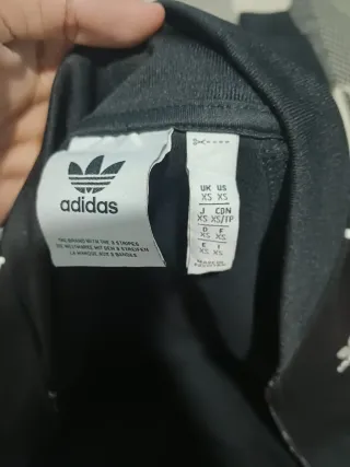 Chaqueta Adidas Adicolor Classics Negra Original.