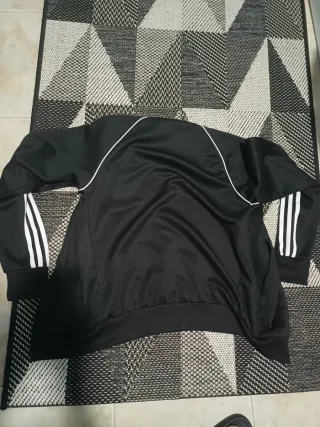 Chaqueta Adidas Adicolor Classics Negra Original.