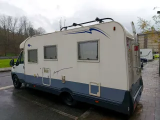 Autocaravana Moncayo Halcon del 2003.