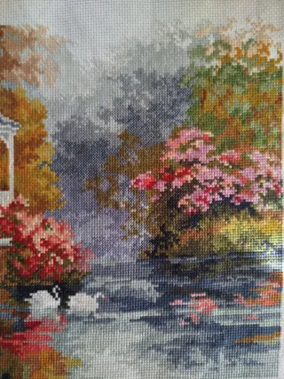 Quadro Ricamo Punto Croce Gazebo e Cigni