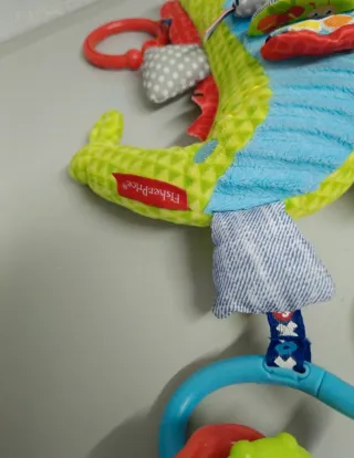 Coccodrillo tattile Fisher Price