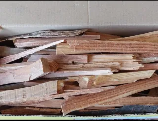 ASTILLAS RESINOSAS PARA ENCENDIDO RÁPIDO (TEAS)