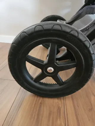 Bugaboo Cameleon 3 gris y negro