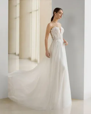 Vestido de Novia Rosa Clará Modelo Kebay .Pedrería