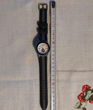 Reloj Time Force Negro y Plateado