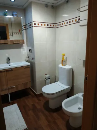 Piso semi-nuevo, en zona nueva, todo cerca.