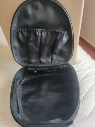 Neceser negro con asa