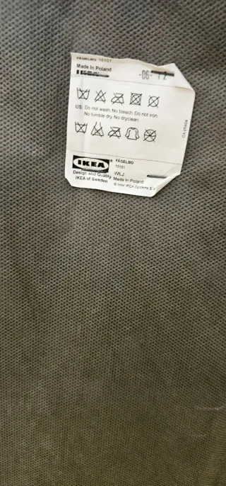 Sofá cama beige con almacenaje. Buen estado recoge