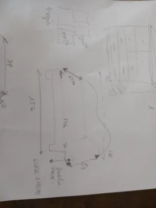 Sofá de terciopelo morado