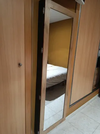 Espejo organizador de madera y cristal